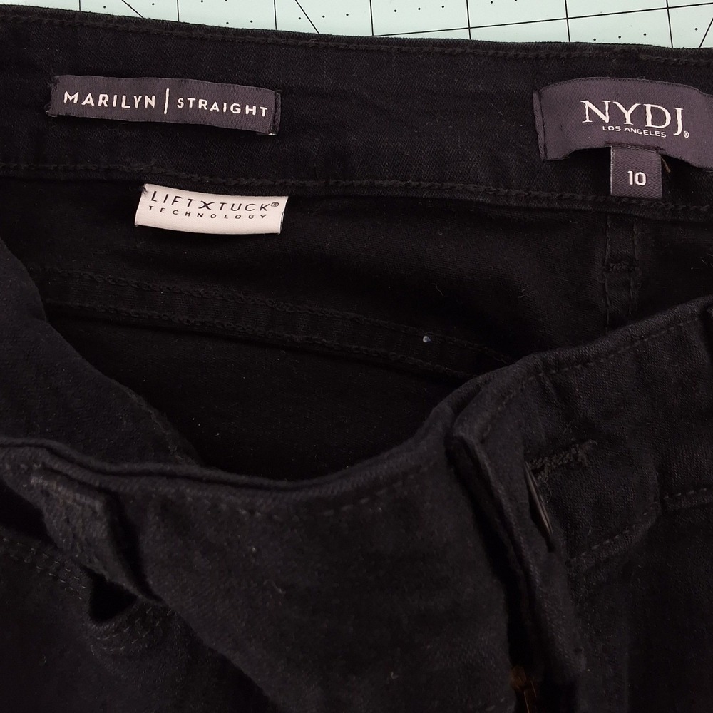 NYDJ Marilyn Straight Jeans Black Embroidered Pockets Lift Tuck Tech Size 10 - Picture 4 of 6